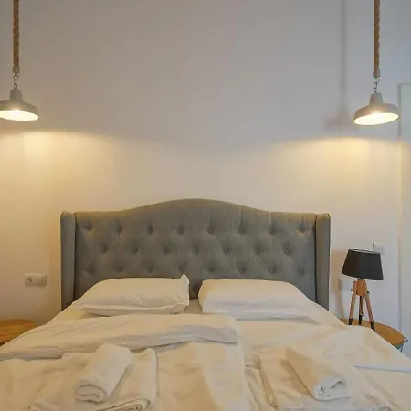 Apartman Modern In The Center By Managr