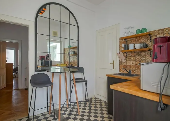 Modern In The Center By Managr Apartman