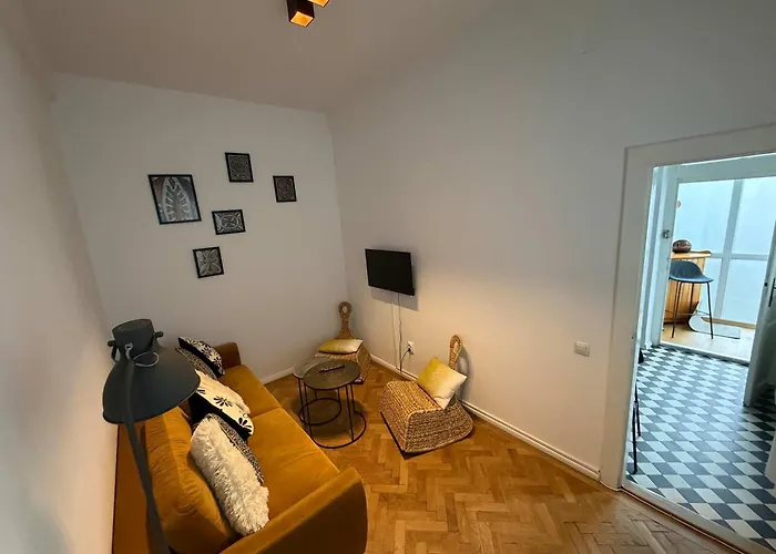 Modern In The Center By Managr